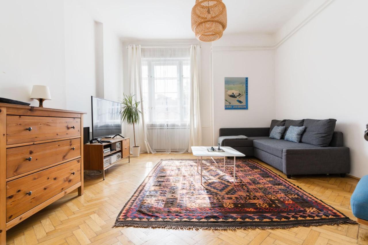 בודפשט Klauzal Apartment W/3 Bedrooms, French Balcony מראה חיצוני תמונה