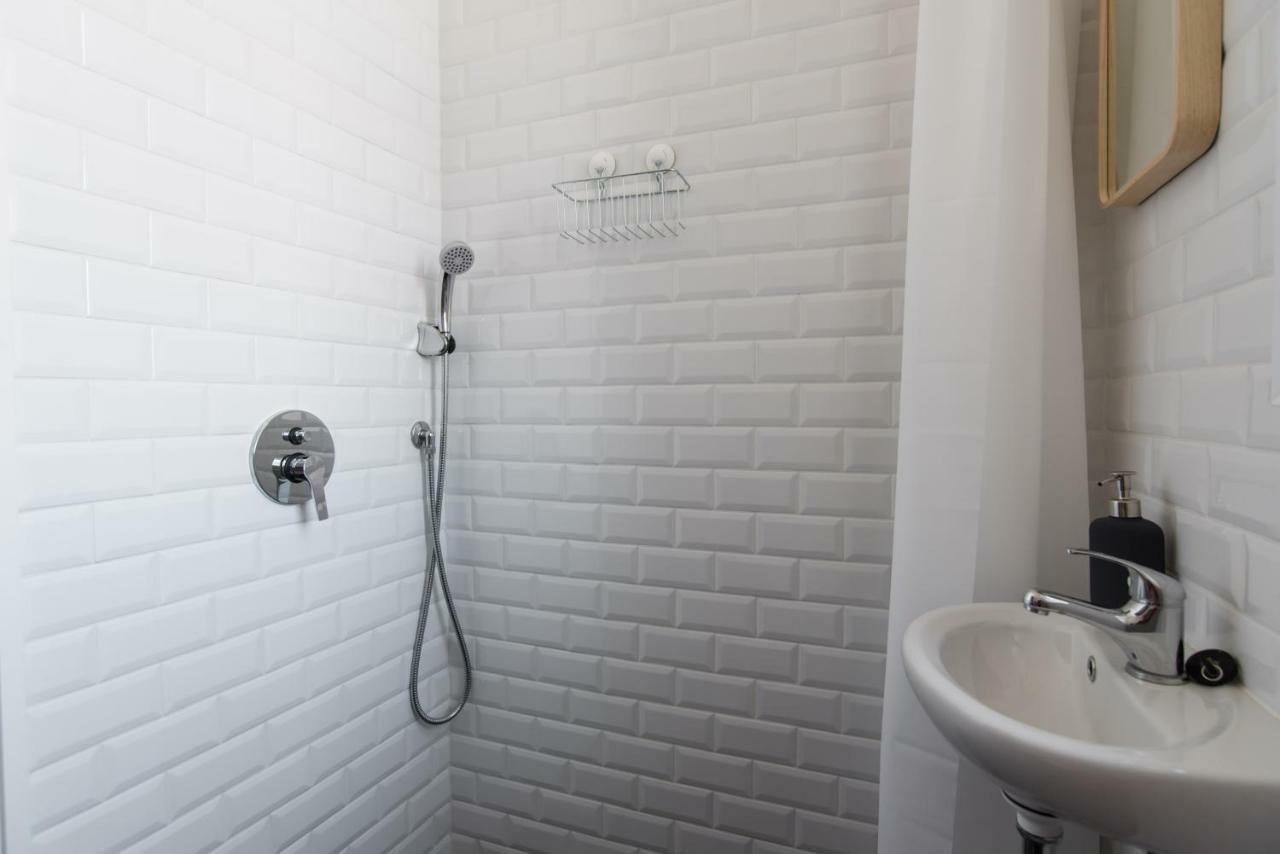 בודפשט Klauzal Apartment W/3 Bedrooms, French Balcony מראה חיצוני תמונה